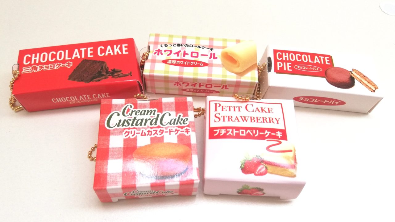 ちょっとレトロなパッケージがかわいい Box入り The ミニお菓子 ケーキマスコット スクイーズ ガチャガチャてんらんかい