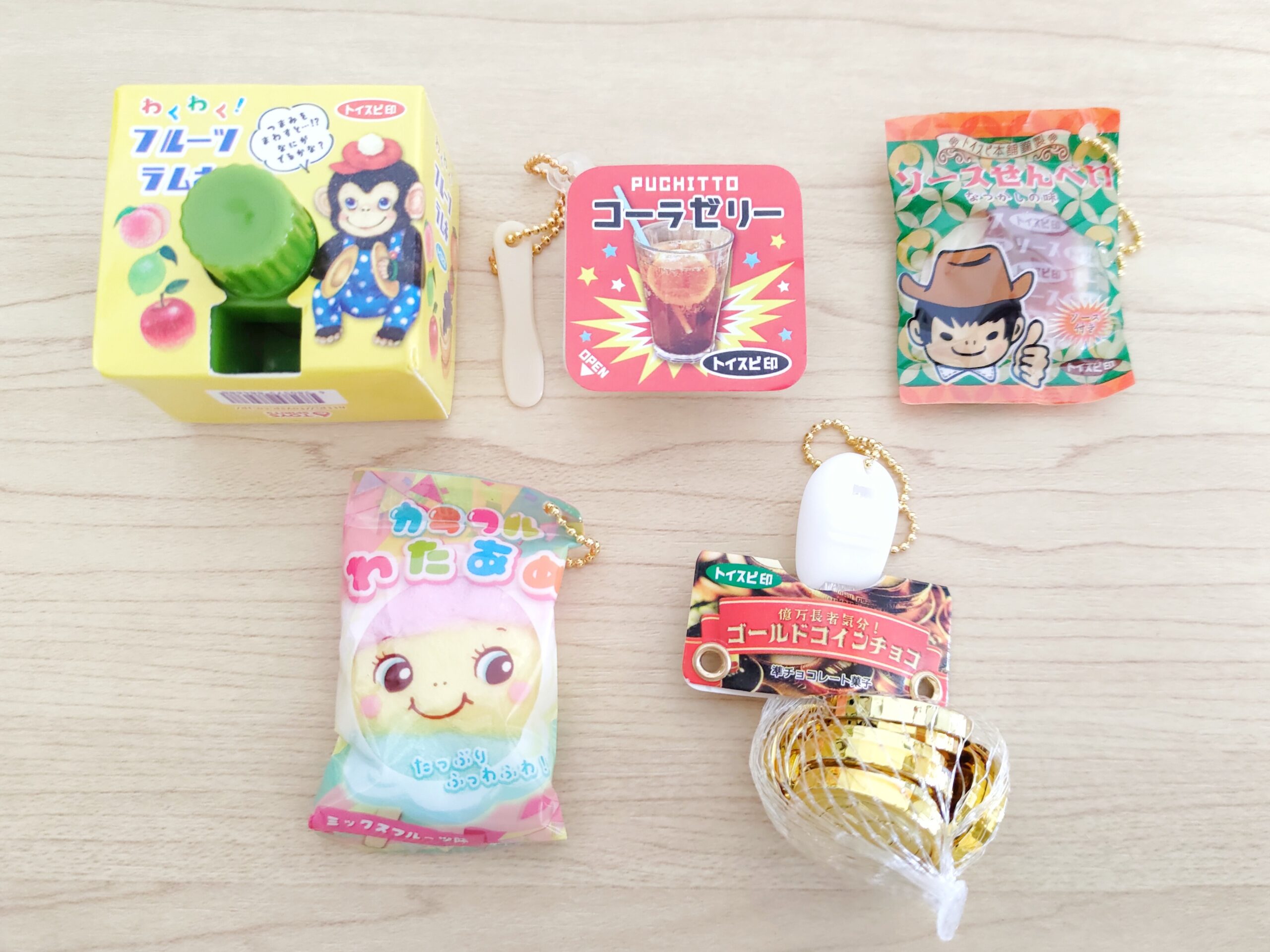コインチョコとわたがしはもはや本物？！(笑)トイズスピリッツ☆超リアル！ミニチュア駄菓子マスコット七｜スクイーズ・ガチャガチャてんらんかい